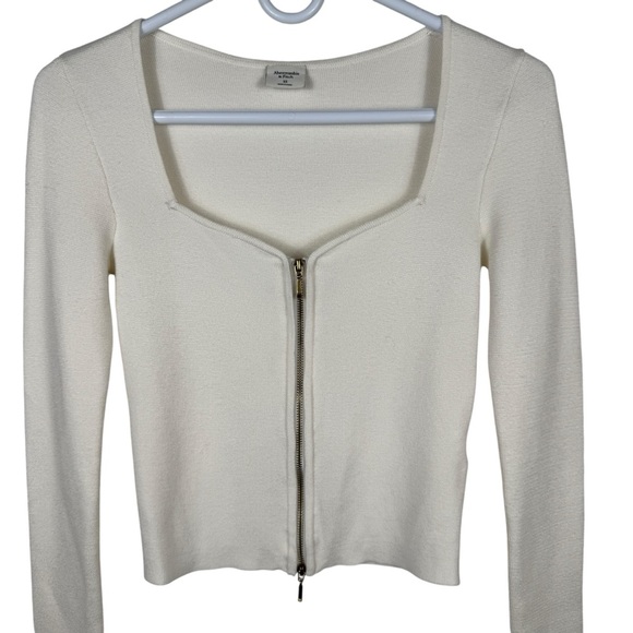 Abercrombie & Fitch Zip-Up Notch-Neck Slim Top, White, Size XS - Picture 3 of 7